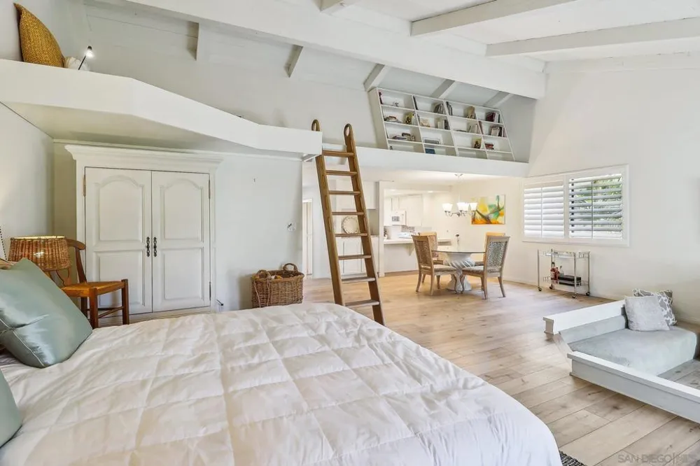 1933 Alga Road #C Carlsbad, CA 92009
