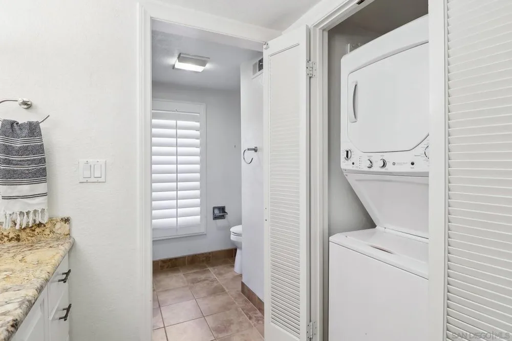 1933 Alga Road #C Carlsbad, CA 92009