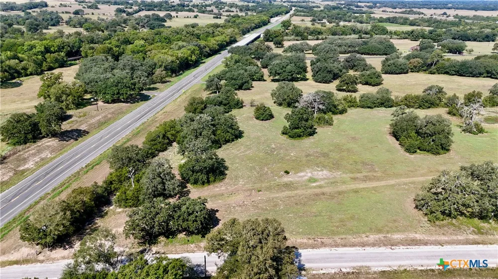 1 Harvell Lane Schulenburg, TX 78956