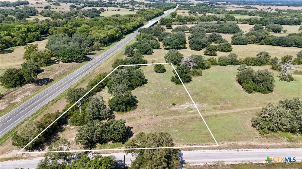 1 Harvell Lane Schulenburg, TX 78956