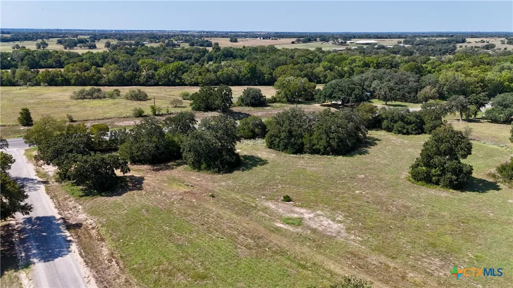 1 Harvell Lane Schulenburg, TX 78956