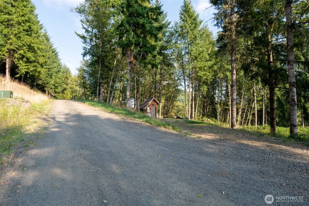 189 Kjesbu Road Silver Creek, WA 98585
