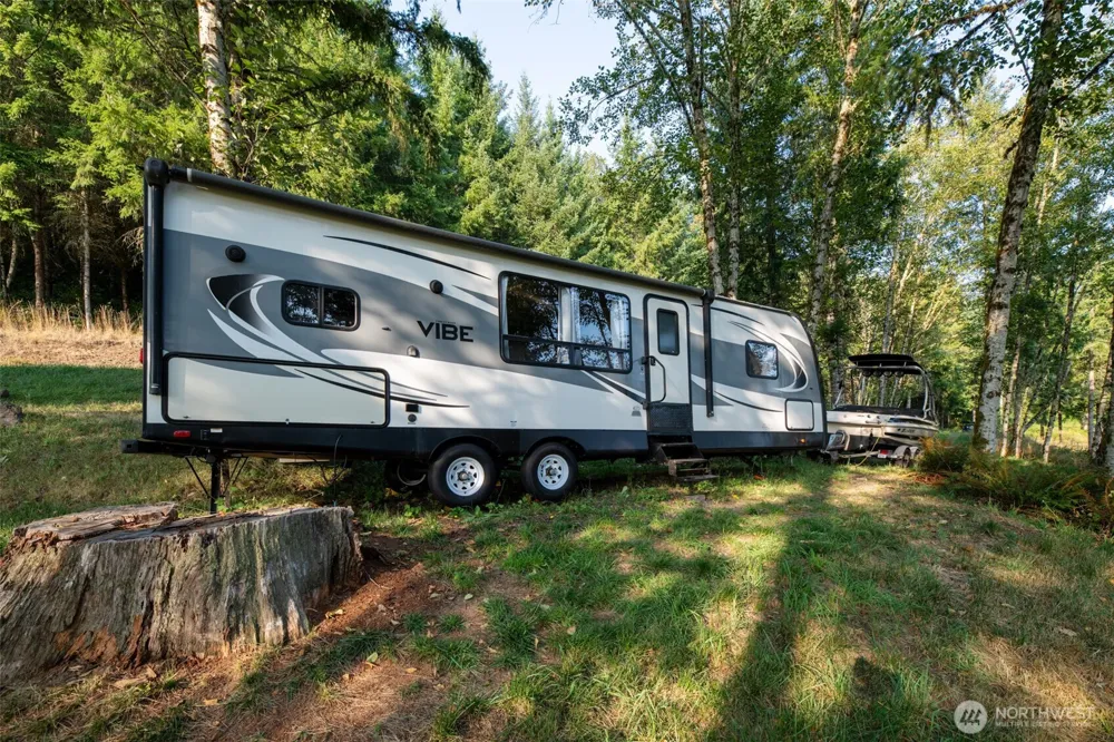 189 Kjesbu Road Silver Creek, WA 98585