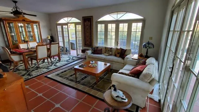 27 SAN MIGUEL Humacao, PR 00791