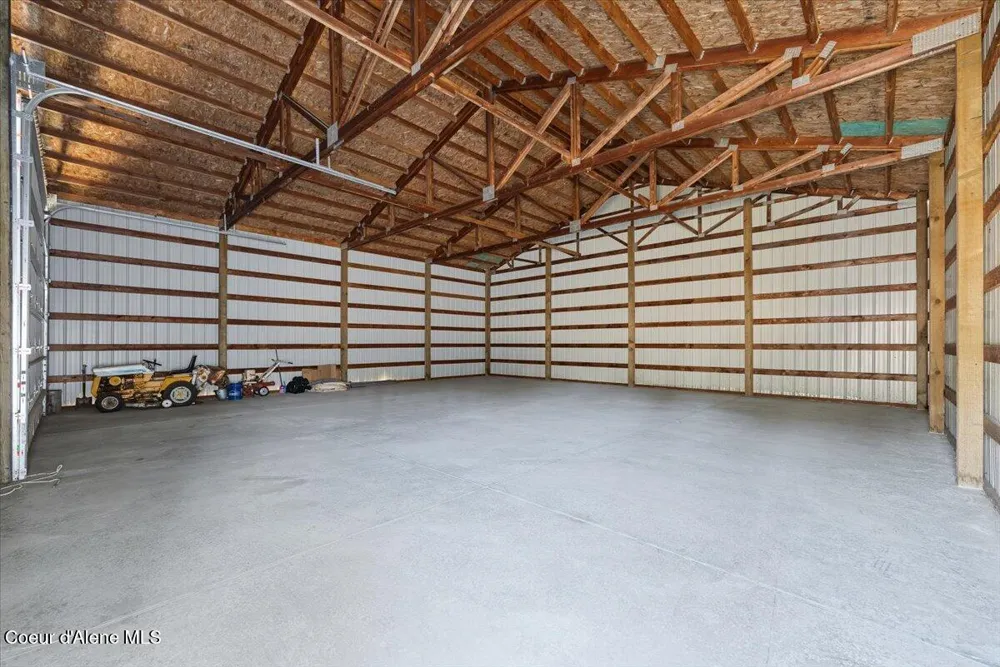 xx Poloma Ln Priest River, ID 83856