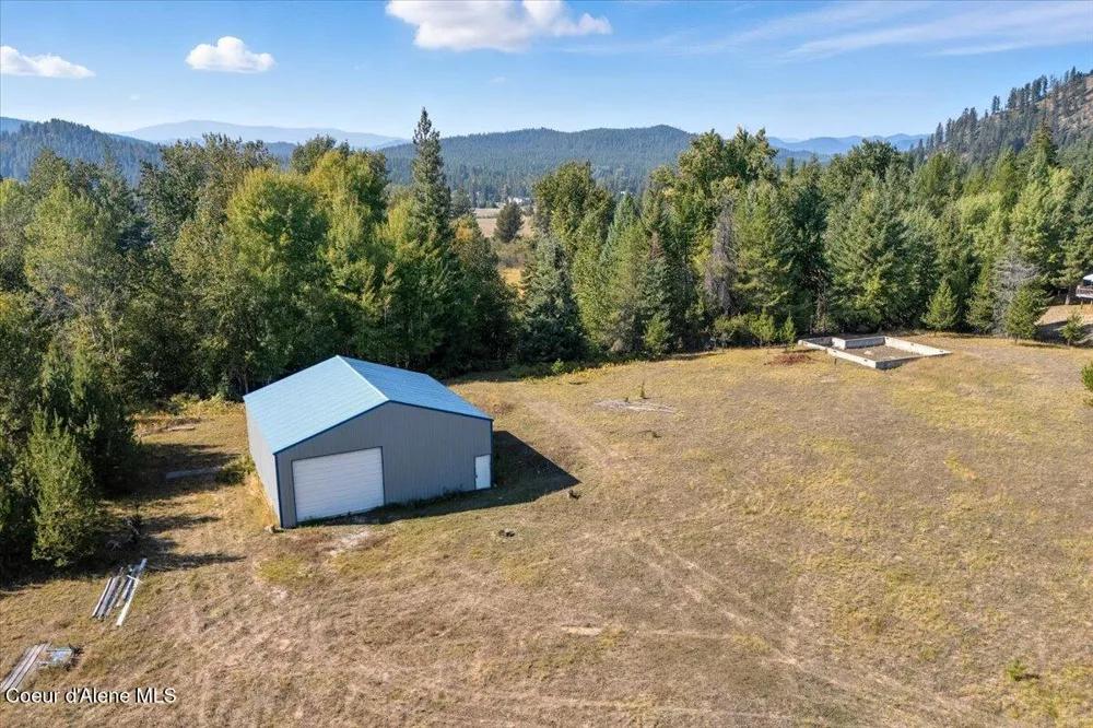 xx Poloma Ln Priest River, ID 83856