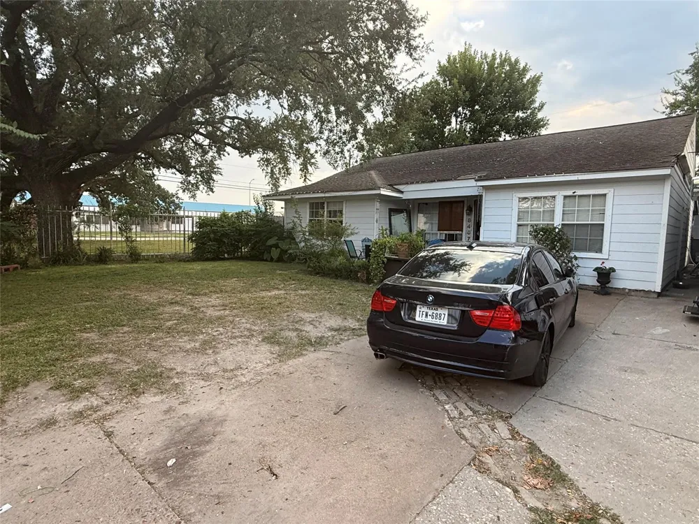 8407 Sonneville Drive Houston, TX 77080