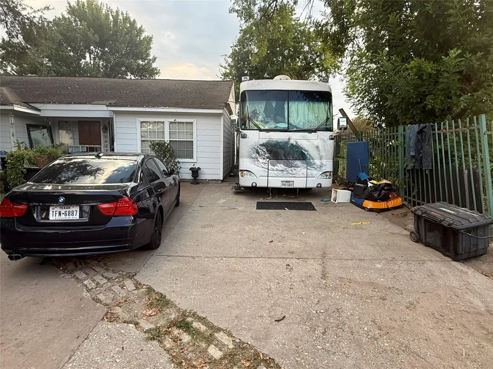 8407 Sonneville Drive Houston, TX 77080