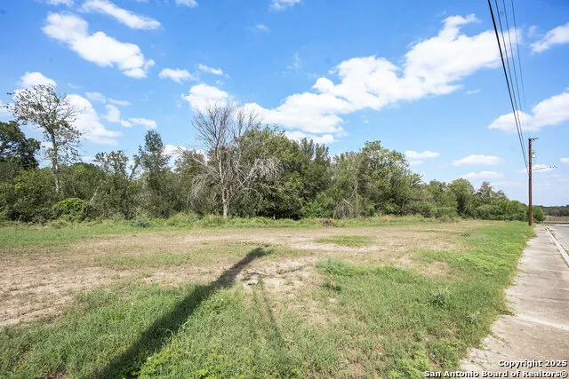 527 Bundy San Antonio, TX 78220