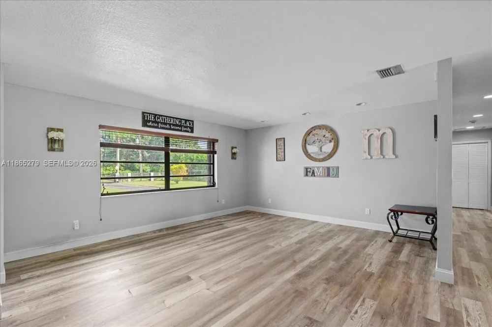 19926 SW 326th St Homestead, FL 33030