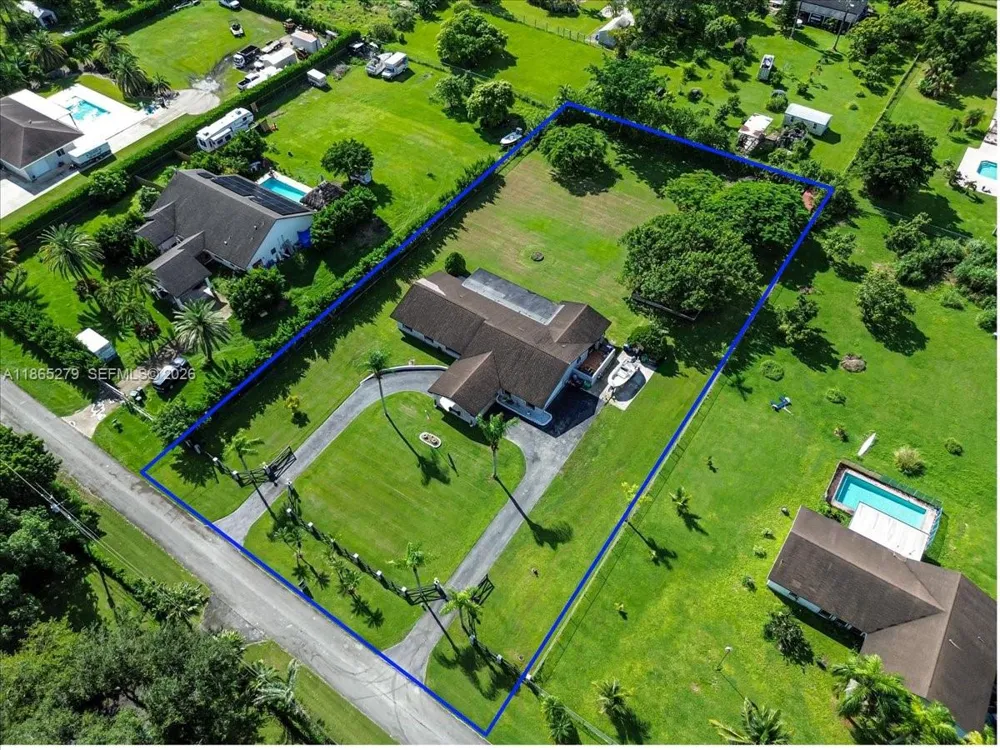 19926 SW 326th St Homestead, FL 33030