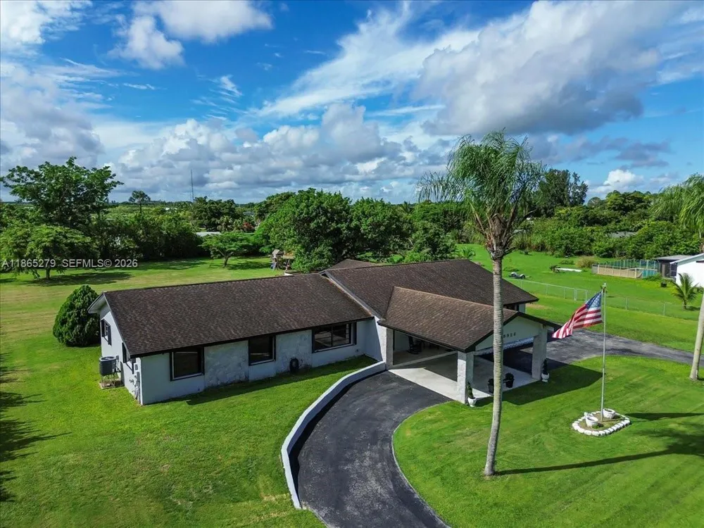 19926 SW 326th St Homestead, FL 33030
