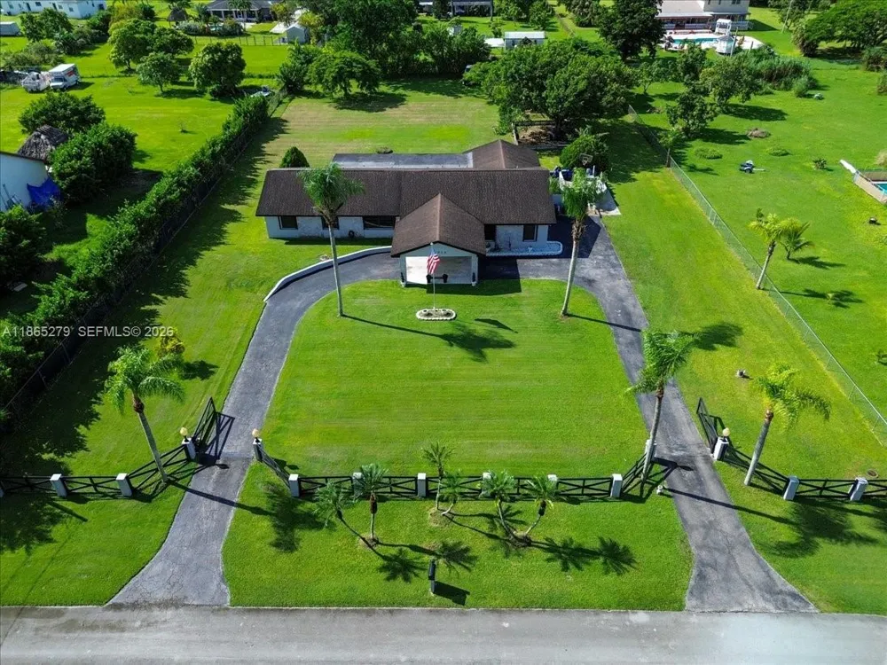 19926 SW 326th St Homestead, FL 33030