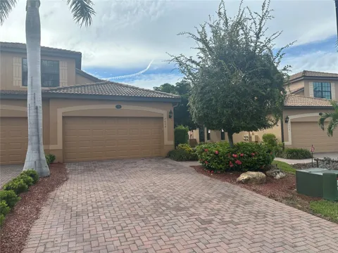 7008 GRAND ESTUARY TRAIL #104