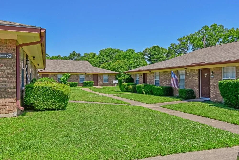 331 N Longview St Kilgore, TX 75662