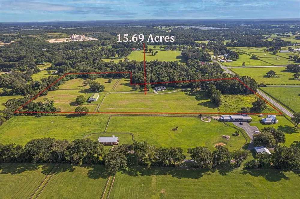 12615 NW GAINESVILLE ROAD Reddick, FL 32686