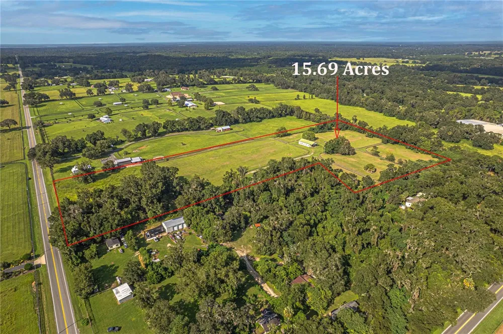 12615 NW GAINESVILLE ROAD Reddick, FL 32686