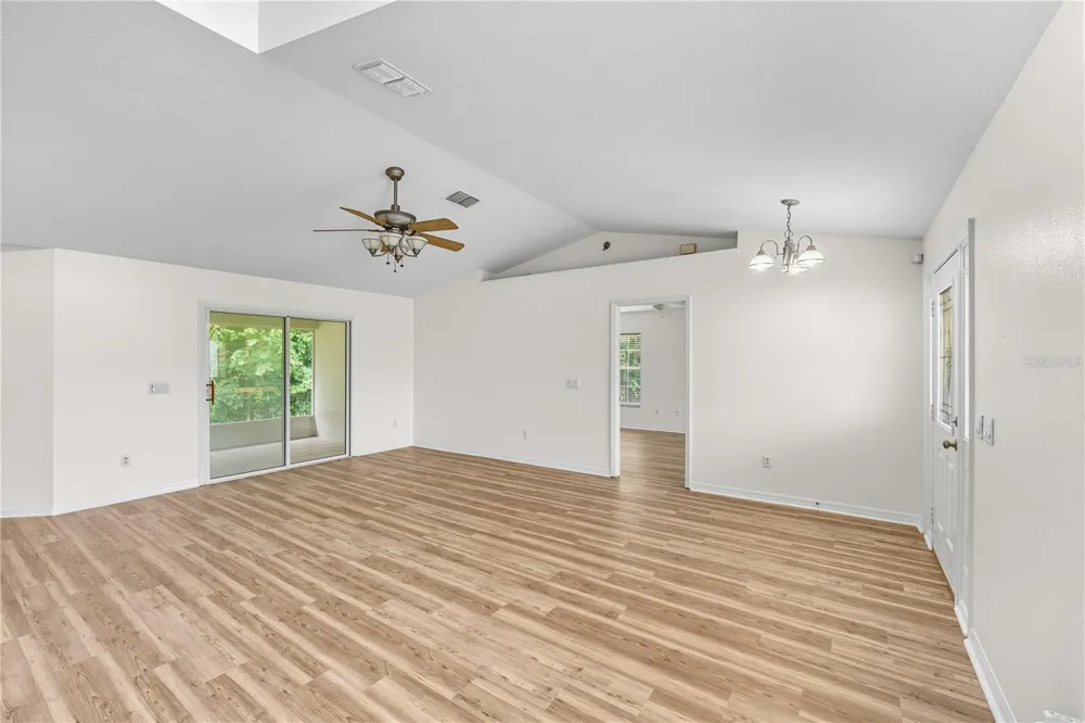 12615 NW GAINESVILLE ROAD Reddick, FL 32686