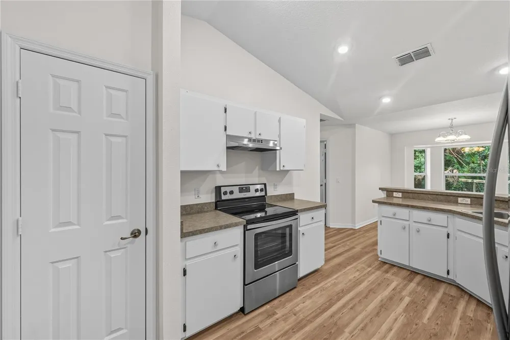 12615 NW GAINESVILLE ROAD Reddick, FL 32686
