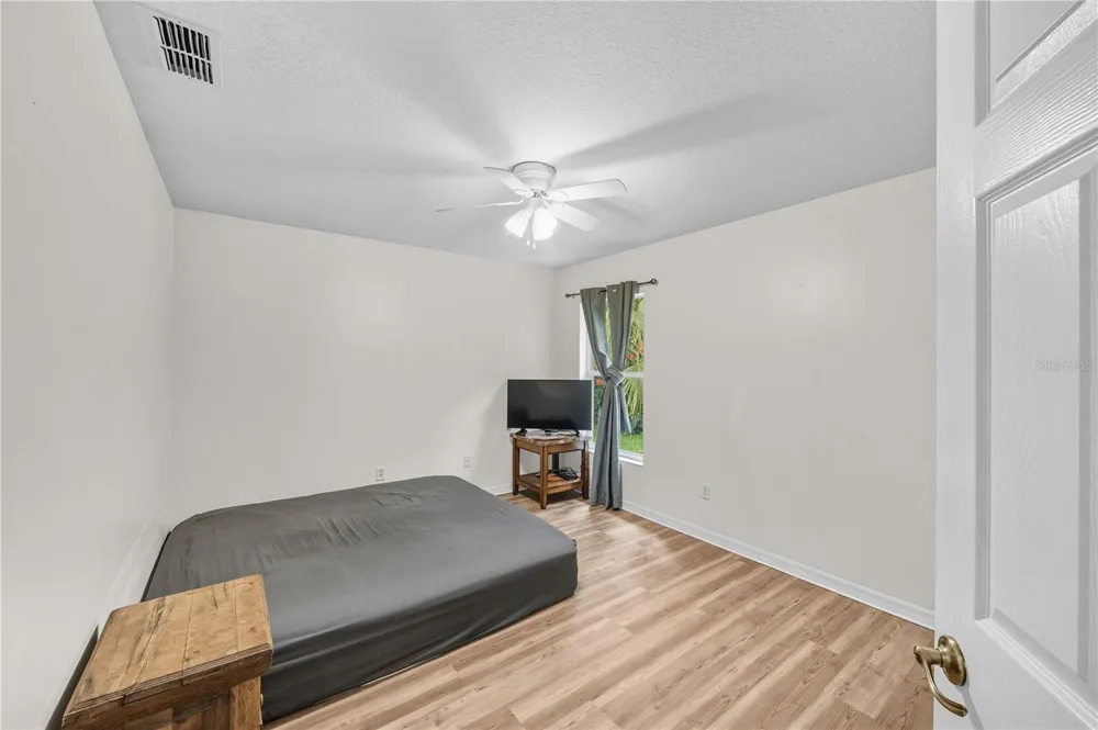 12615 NW GAINESVILLE ROAD Reddick, FL 32686