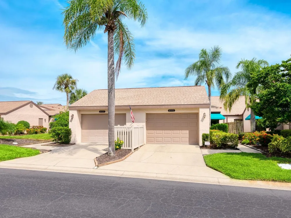 6103 CLUBSIDE DRIVE #6103 Sarasota, FL 34243