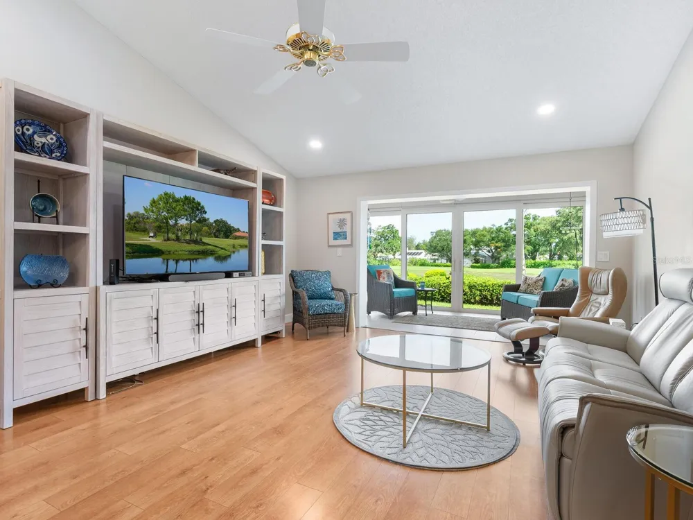 6103 CLUBSIDE DRIVE #6103 Sarasota, FL 34243