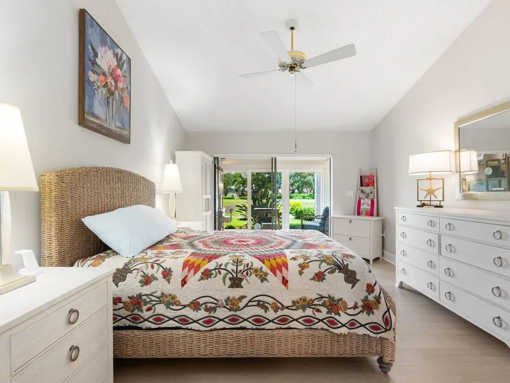 6103 CLUBSIDE DRIVE #6103 Sarasota, FL 34243