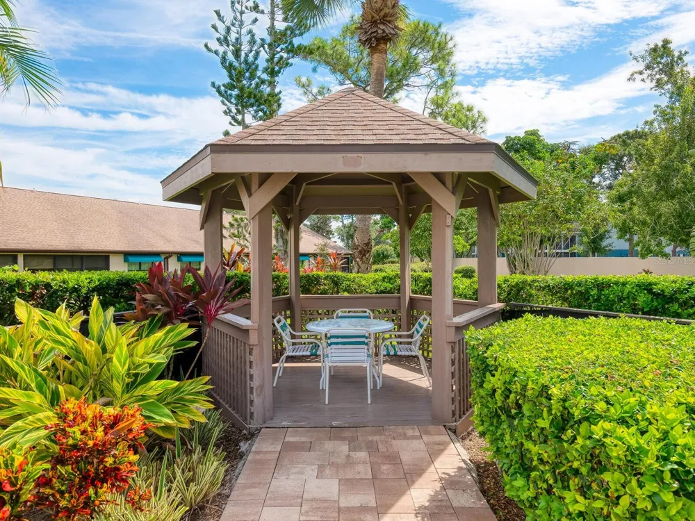 6103 CLUBSIDE DRIVE #6103 Sarasota, FL 34243