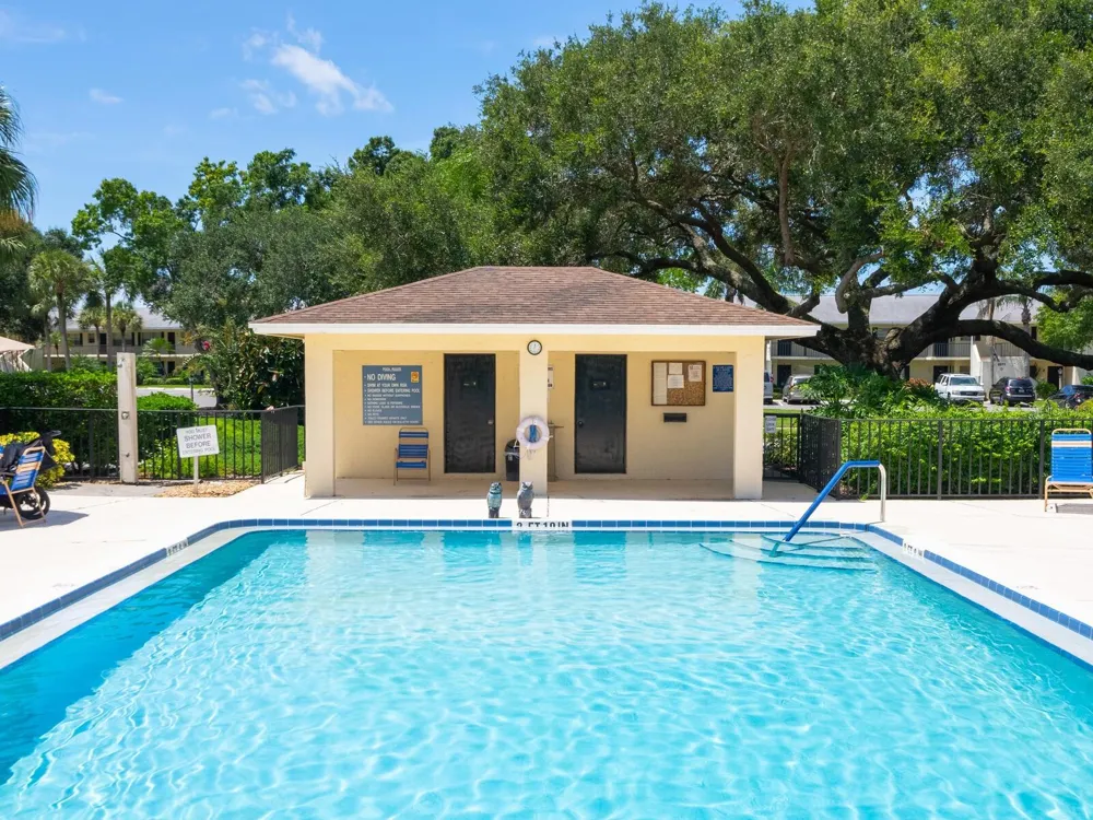 6103 CLUBSIDE DRIVE #6103 Sarasota, FL 34243