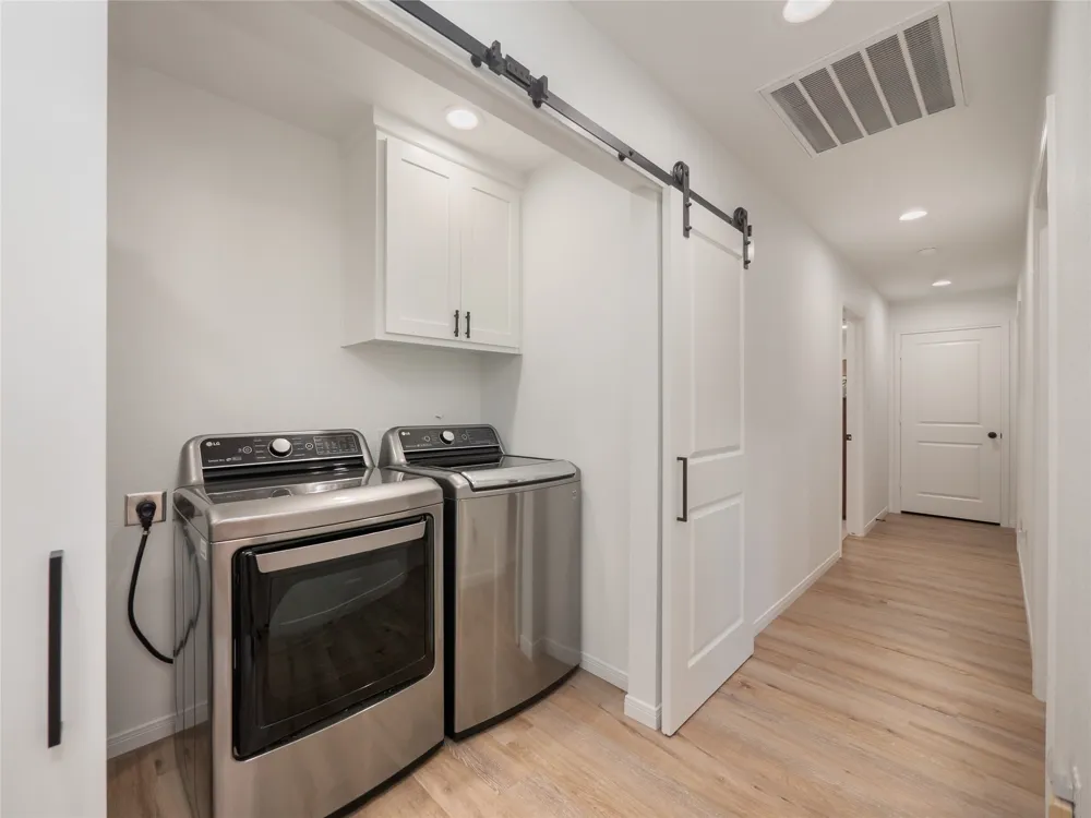 614 W 3rd Street McGregor, TX 76657