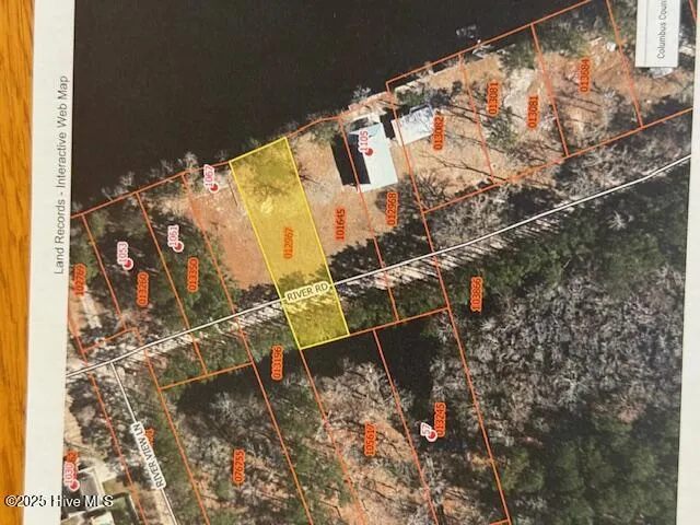 1067 River Road Tabor City, NC 28463