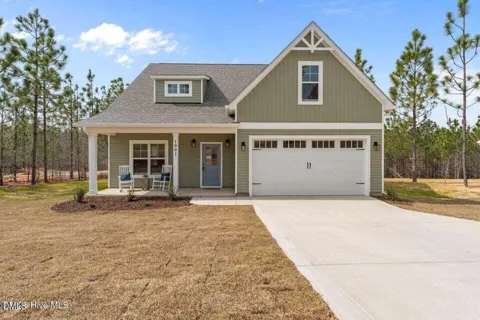 1001 Ivory Lane