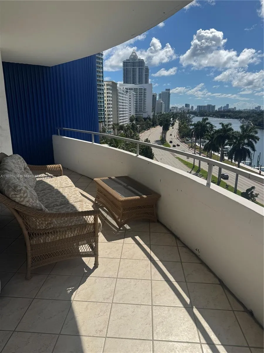 5151 Collins Ave #923 Miami Beach, FL 33140