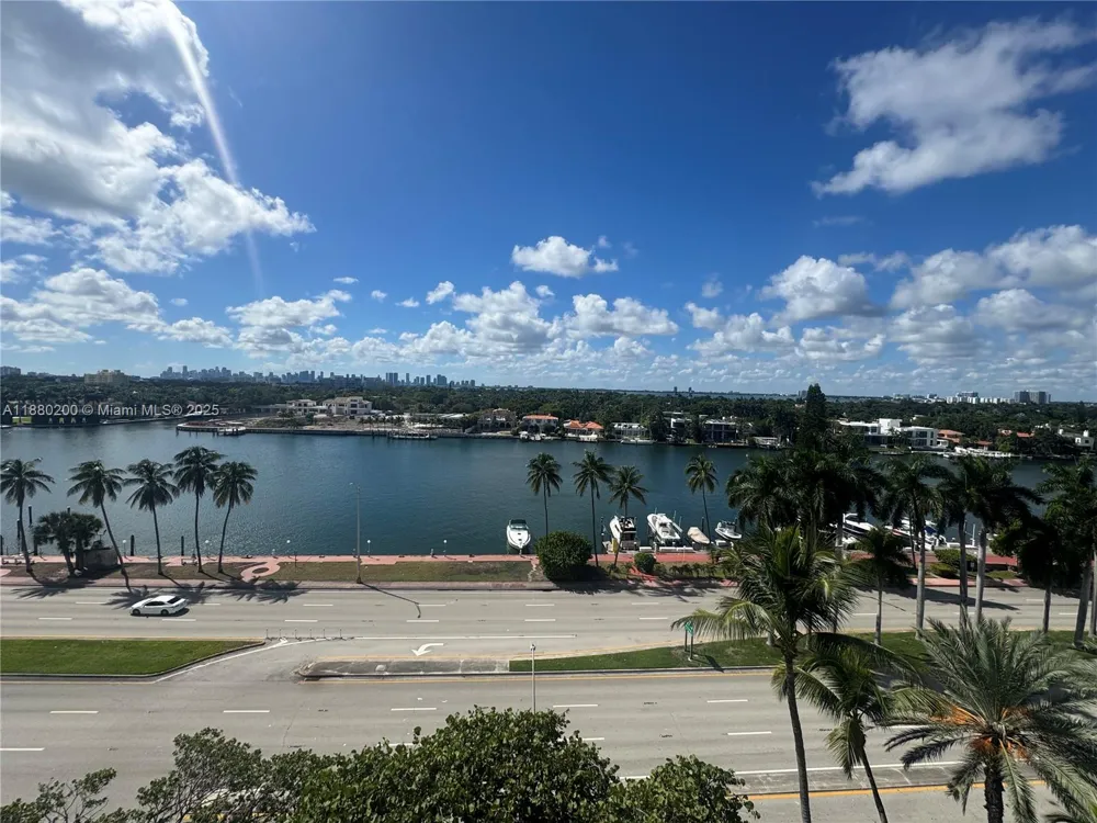 5151 Collins Ave #923 Miami Beach, FL 33140
