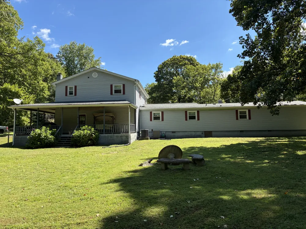 2258 S Williams Rd Greenbrier, TN 37073