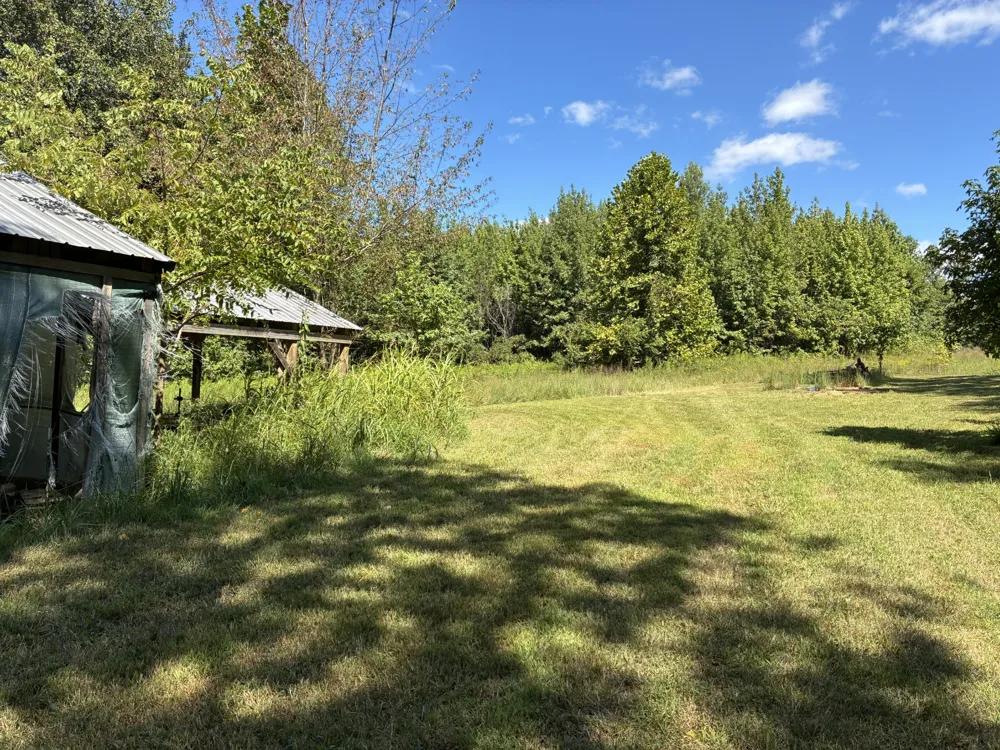 2258 S Williams Rd Greenbrier, TN 37073