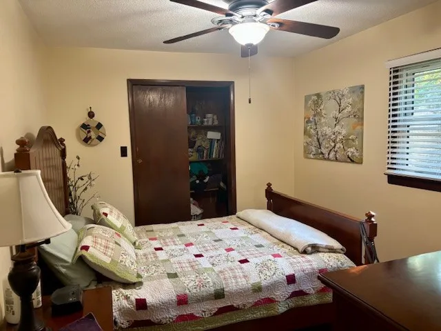 2258 S Williams Rd Greenbrier, TN 37073