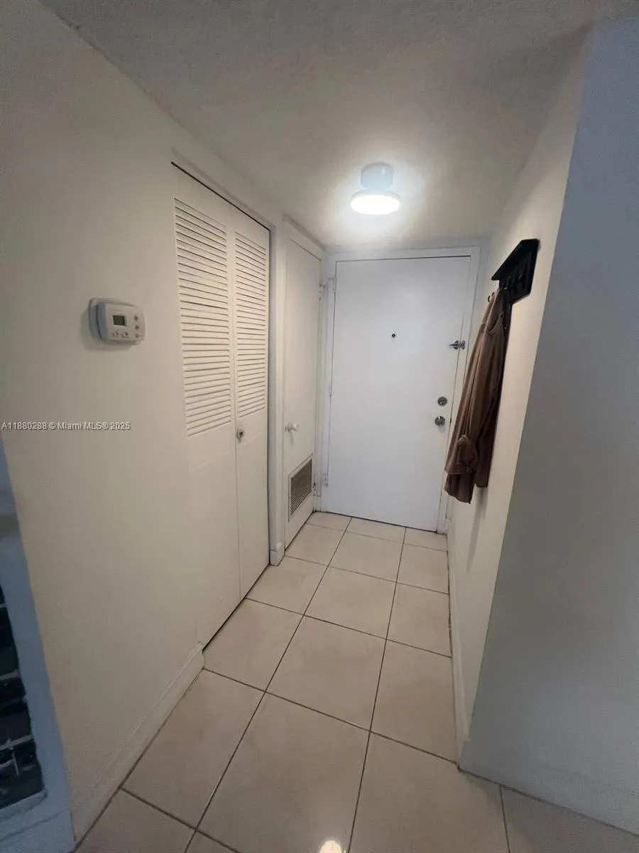2750 NE 183rd St #1612 Aventura, FL 33160