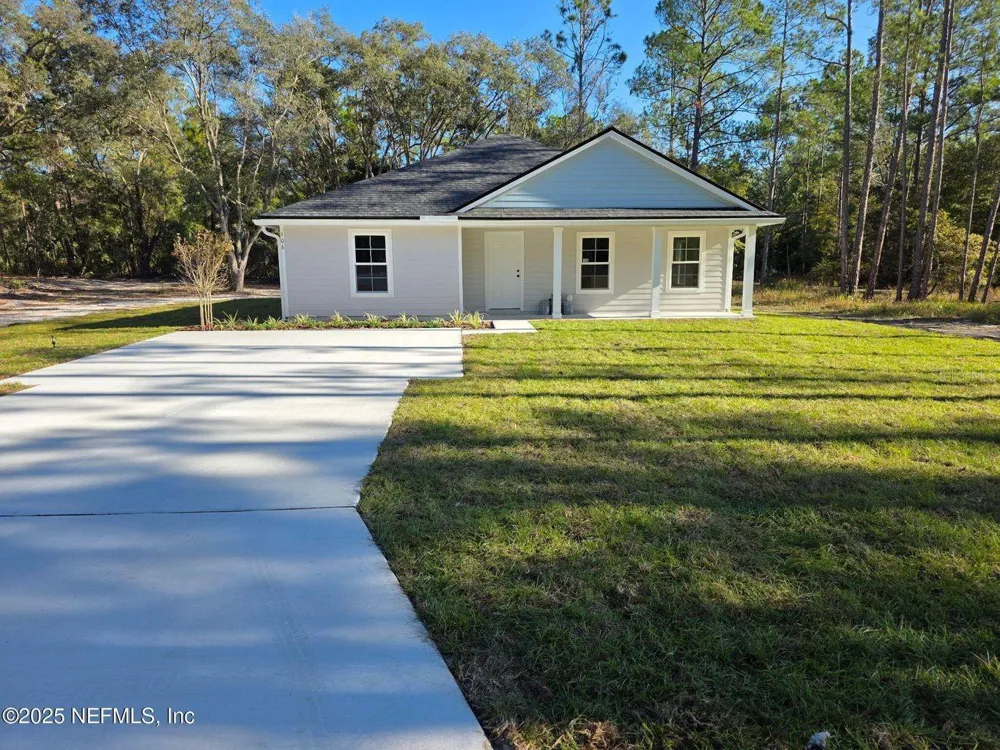 1264 CORAL FARMS ROAD Florahome, FL 32140