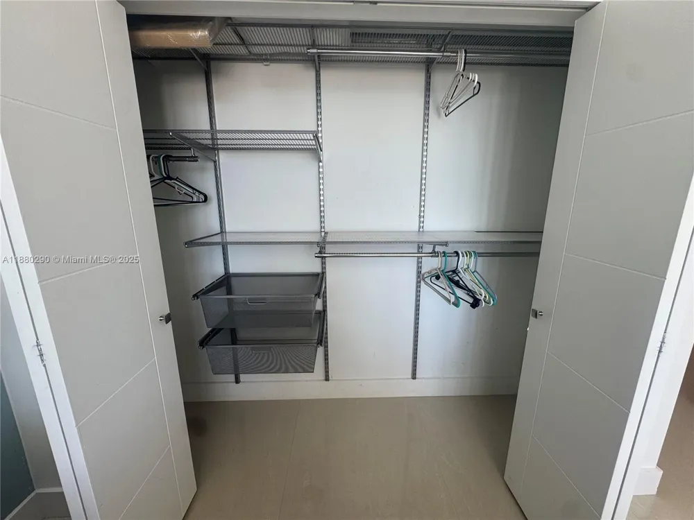 5161 Collins Ave #514 Miami Beach, FL 33140