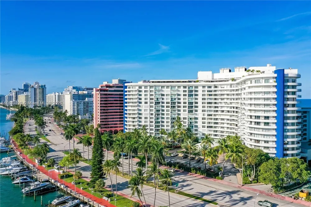 5161 Collins Ave #514 Miami Beach, FL 33140
