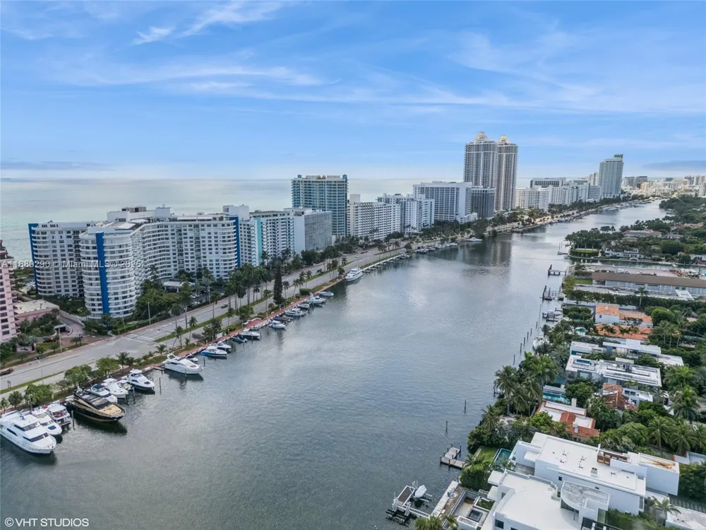 5161 Collins Ave #514 Miami Beach, FL 33140