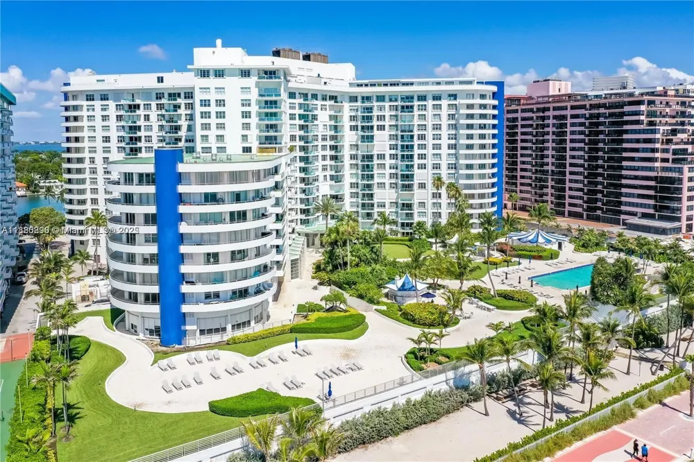 5161 Collins Ave #514 Miami Beach, FL 33140