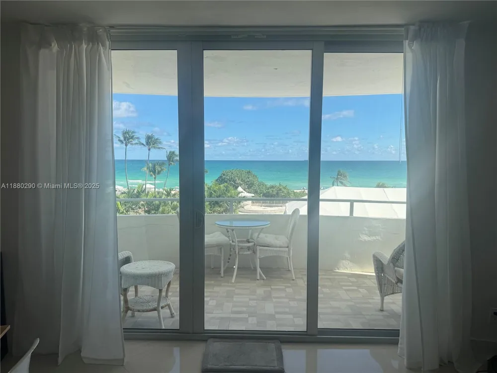 5161 Collins Ave #514 Miami Beach, FL 33140