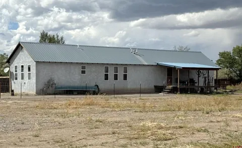 8581 Road 8 South