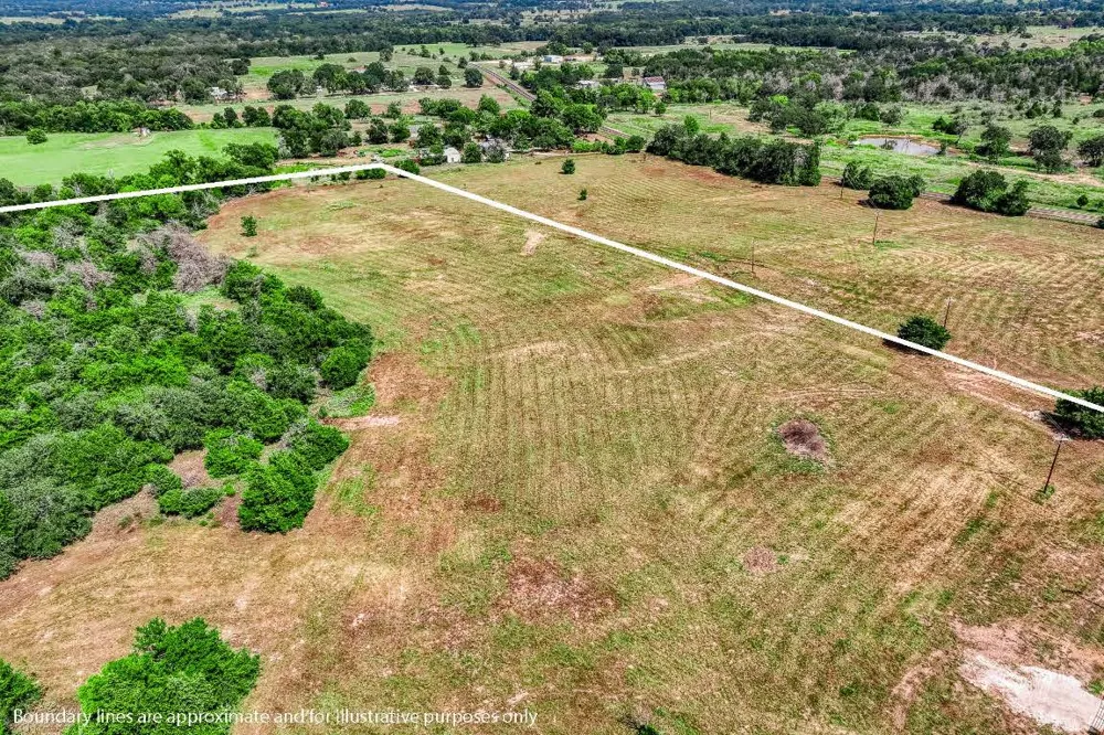 8671 County Road 324 Caldwell, TX 77836