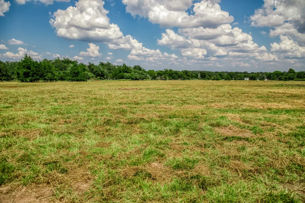 8671 County Road 324 Caldwell, TX 77836