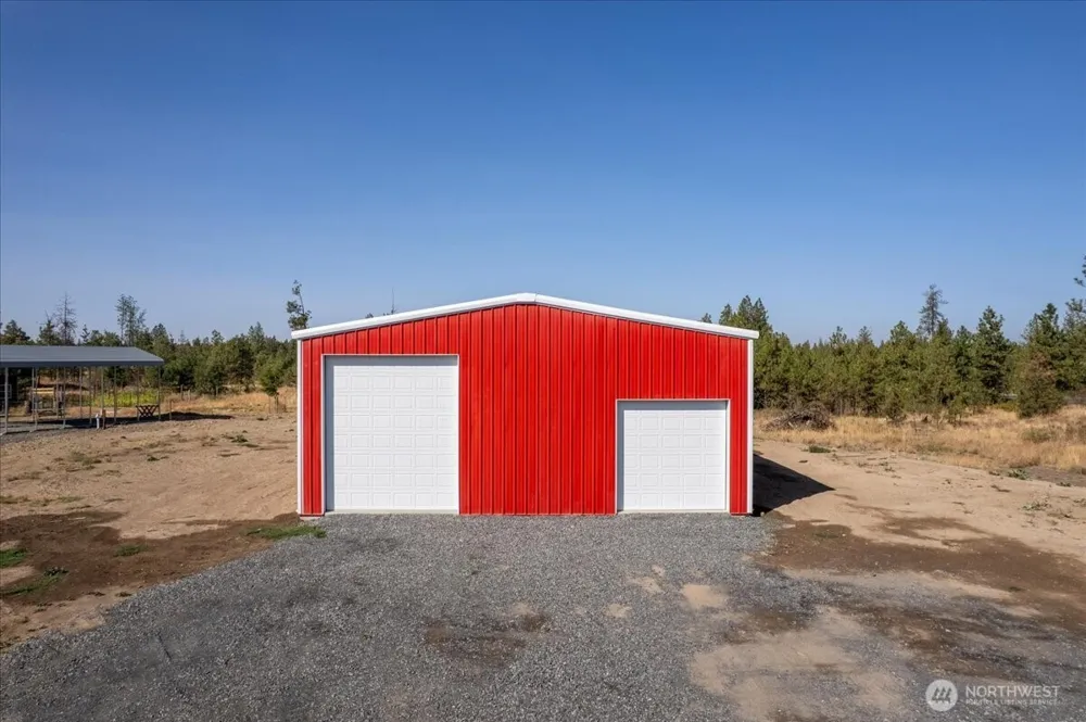 35000 Miles Creston Road Creston, WA 99117