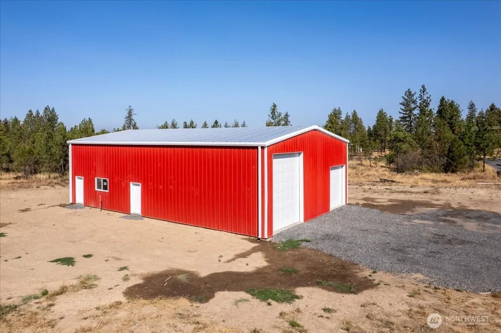 35000 Miles Creston Road Creston, WA 99117