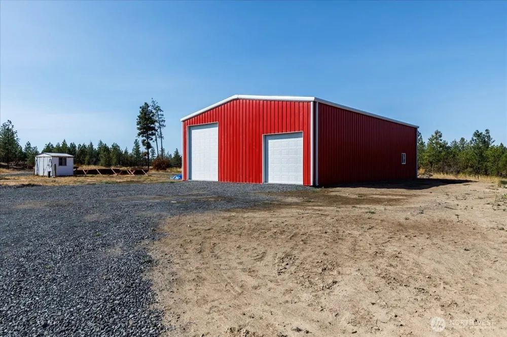 35000 Miles Creston Road Creston, WA 99117